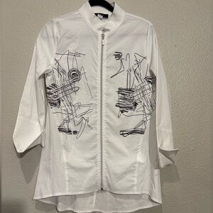 Ever Sassy Women's White Blouse Size XS Zip Up 3/4 Sleeve Dressy High Low Stretc